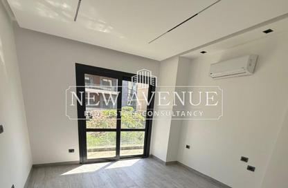 Apartment - 3 Bedrooms - 2 Bathrooms for sale in El Patio Oro - 5th Settlement Compounds - The 5th Settlement - New Cairo City - Cairo