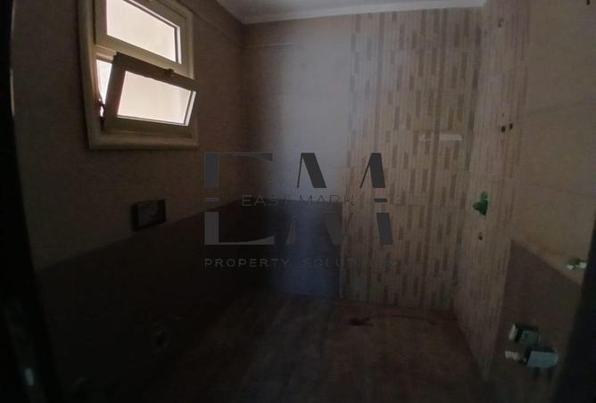 102910692 - Property Image 2