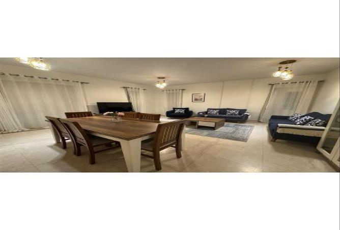 66421734 - Property Image 2