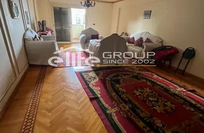 Apartment - 3 Bedrooms - 1 Bathroom for sale in Sidi Gaber St. - Sidi Gaber - Hay Sharq - Alexandria