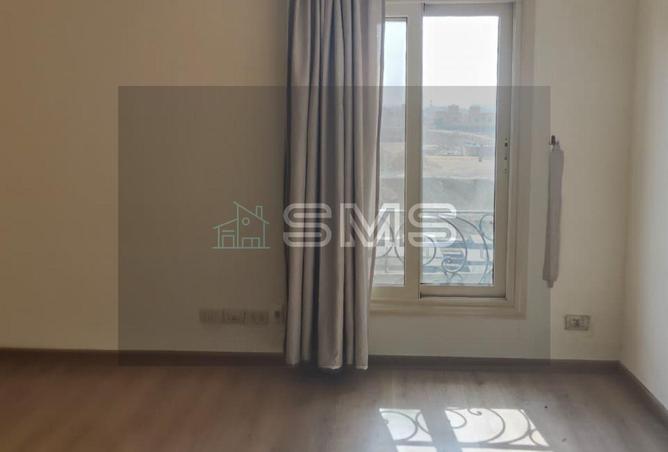 8592230 - Property Image 2