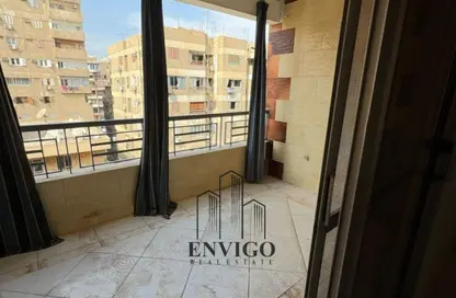 شقة - 3 غرف نوم - 2 حمامات للبيع في شارع حلمي حسن علي - المنطقة الثامنة - مدينة نصر - القاهرة