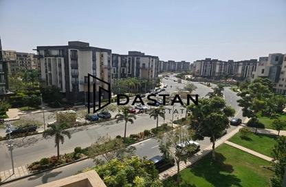 شقة - 4 غرف نوم - 3 حمامات للبيع في B8 - مدينتي - القاهرة شقة - 4 غرف نوم - 3 حمامات للبيع في B8 - مدينتي - القاهرة