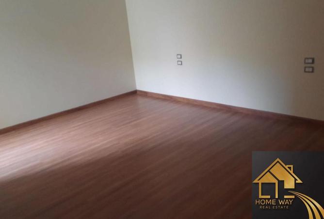 8482903 - Property Image 3