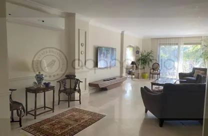 Apartment - 3 Bedrooms - 2 Bathrooms for sale in Galleria Residences - South Investors Area - New Cairo City - Cairo