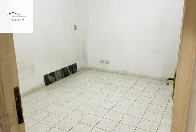 72831609 - Property Image 2