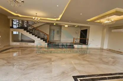 Villa - 4 Bedrooms - 5 Bathrooms for rent in Stone Residence - 5th Settlement Compounds - The 5th Settlement - New Cairo City - Cairo