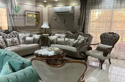 شقة - 3 غرف نوم - 2 حمامات للبيع في شارع الحجاز - ميدان المحكمة - مصر الجديدة - القاهرة