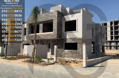 Villa - 4 Bedrooms - 4 Bathrooms for sale in Sun Capital - Fayoum Desert road - 6 October City - Giza