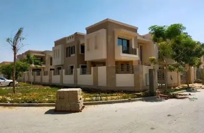 Townhouse - 3 Bedrooms - 5 Bathrooms for sale in Taj City - 5th Settlement Compounds - The 5th Settlement - New Cairo City - Cairo