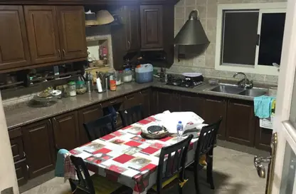 Apartment - 3 Bedrooms - 3 Bathrooms for sale in Mohamed Hassan Badran St. - 6th Zone - Nasr City - Cairo