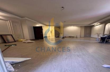 Apartment - 2 Bedrooms - 2 Bathrooms for sale in Musab Bin Omair St. - Area E - Ganoob El Acadimia - New Cairo City - Cairo