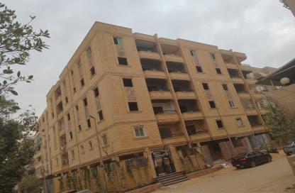 Apartment - 3 Bedrooms - 2 Bathrooms for sale in Gate 4 - Mena - Hadayek El Ahram - Giza