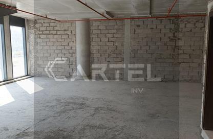 مساحات مكتبية - استوديو - 2 حمامات للبيع في سوديك ايست - الحي السادس - هليوبوليس الجديدة - القاهرة