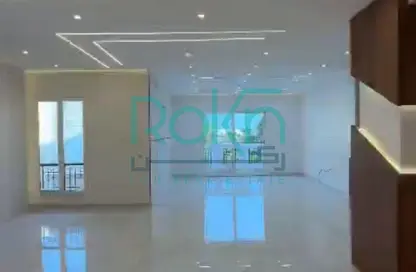 أي فيلا - 4 غرف نوم - 4 حمامات للبيع في ماونتن فيو اكتوبر بارك - الحي السادس - مدينة 6 أكتوبر - الجيزة