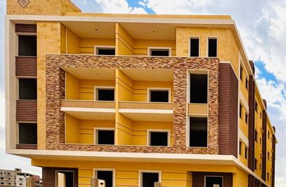 Apartment - 3 Bedrooms - 2 Bathrooms for sale in Tamr Hena - 5th Settlement Compounds - The 5th Settlement - New Cairo City - Cairo