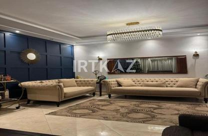 Apartment - 3 Bedrooms - 3 Bathrooms for sale in Stone Residence - 5th Settlement Compounds - The 5th Settlement - New Cairo City - Cairo