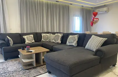 شقة - 3 غرف نوم - 3 حمامات للايجار في ايستاون - كمبوندات التجمع الخامس - التجمع الخامس - مدينة القاهرة الجديدة - القاهرة