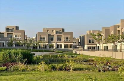 Villa - 4 Bedrooms - 5 Bathrooms for sale in Etapa - Sheikh Zayed Compounds - Sheikh Zayed City - Giza Villa - 4 Bedrooms - 5 Bathrooms for sale in Etapa - Sheikh Zayed Compounds - Sheikh Zayed City - Giza