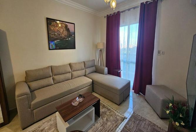 8577588 - Property Image 2