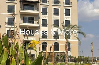 Apartment - 3 Bedrooms - 3 Bathrooms for sale in Village West - Sheikh Zayed Compounds - Sheikh Zayed City - Giza