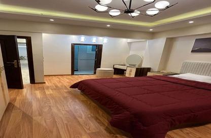 Apartment - 3 Bedrooms - 2 Bathrooms for sale in Beverly Hills Road - 17th District - Sheikh Zayed City - Giza
