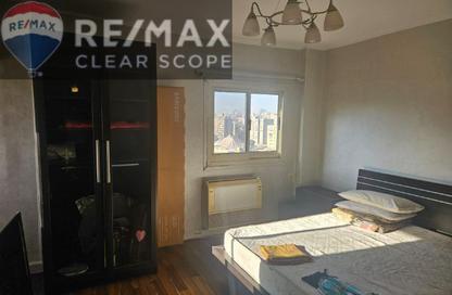 Apartment - 4 Bedrooms - 4 Bathrooms for sale in Zamalek - Cairo