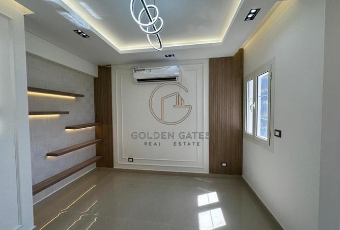 70098710 - Property Image 3