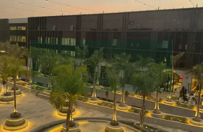 Office Space - 2 Bedrooms - 1 Bathroom for rent in Lake View Residence - 5th Settlement Compounds - The 5th Settlement - New Cairo City - Cairo