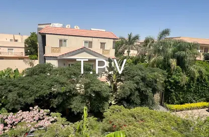 Villa - 6 Bedrooms - 7 Bathrooms for sale in Fountain Park - 5th Settlement Compounds - The 5th Settlement - New Cairo City - Cairo