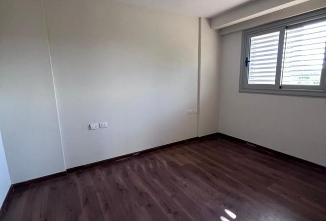107122940 - Property Image 2