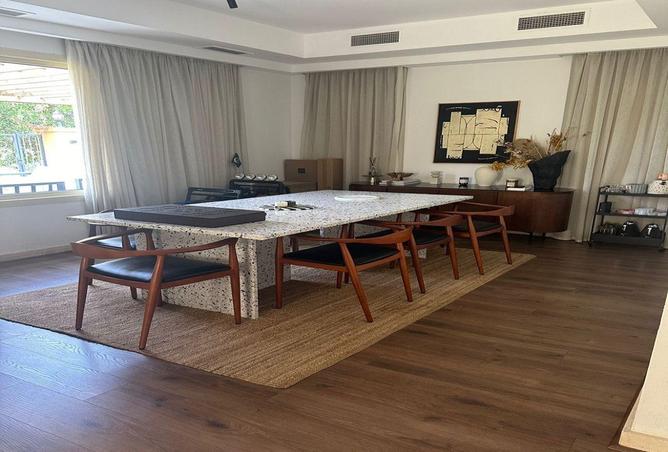 8667404 - Property Image 3