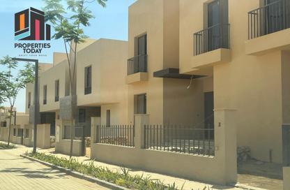 Townhouse - 3 Bedrooms - 3 Bathrooms for sale in O West - 6 October Compounds - 6 October City - Giza