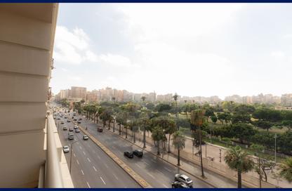 Apartment - 4 Bedrooms - 5 Bathrooms for sale in Abo Qir St. - Sporting - Hay Sharq - Alexandria
