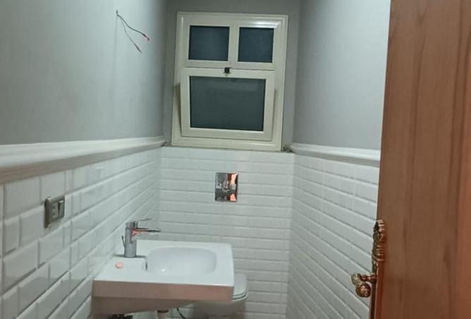 8702828 - Property Image 3