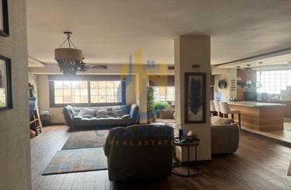 Apartment - 2 Bedrooms - 2 Bathrooms for sale in Street 300 - New Maadi - Hay El Maadi - Cairo