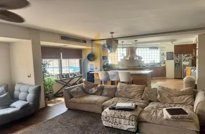 شقة - 2 غرف نوم - 2 حمامات للبيع في شارع 300 - المعادي الجديدة - حي المعادي - القاهرة