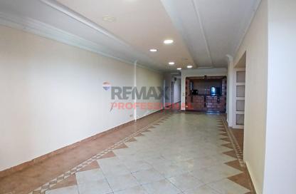 Apartment - 3 - 2 for rent in Al Geish Road - Camp Chezar - Hay Wasat - Alexandria