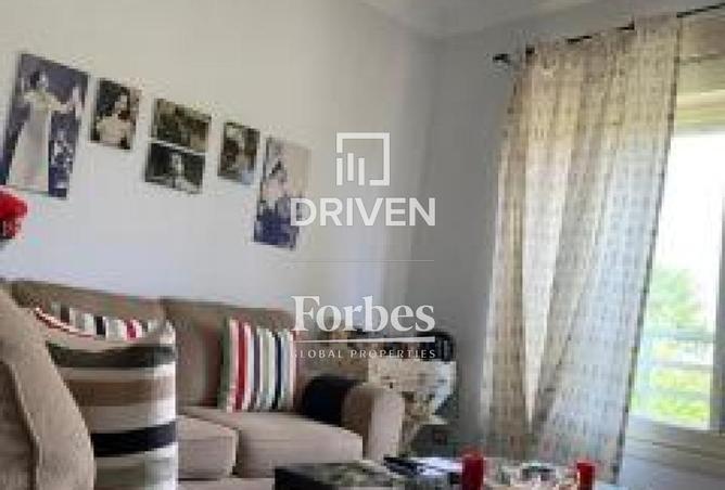 8611216 - Property Image 2