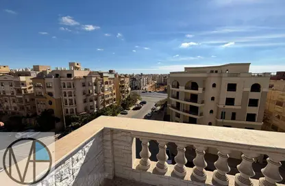 Apartment - 2 Bedrooms - 2 Bathrooms for sale in El Narges Buildings - Al Narges - New Cairo City - Cairo
