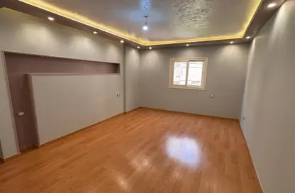 شقة - 3 غرف نوم - 3 حمامات للبيع في الحي السادس عشر - الشيخ زايد - الجيزة