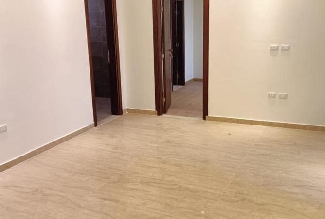 2OifpLT4nrM - Property Image 2