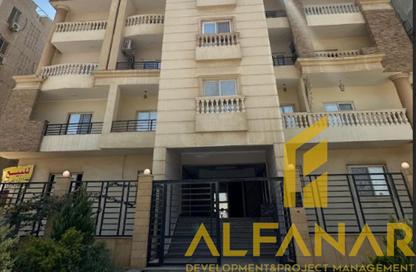 Apartment - 2 Bedrooms - 1 Bathroom for sale in North Lotus - El Lotus - New Cairo City - Cairo