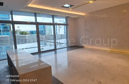 مساحات مكتبية - استوديو - 3 حمامات للبيع في القرية الذكية - طريق مصر اسكندرية الصحراوي - مدينة 6 أكتوبر - الجيزة