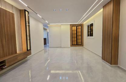 Apartment - 3 Bedrooms - 2 Bathrooms for sale in Gate 4 - Mena - Hadayek El Ahram - Giza