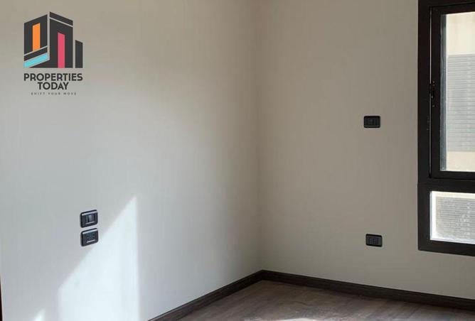 8607898 - Property Image 3