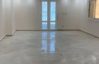 Apartment - 3 Bedrooms - 3 Bathrooms for rent in South Lotus - El Lotus - New Cairo City - Cairo
