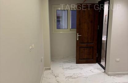 Apartment - 3 - 2 for sale in Cliff Mall New Cairo - South Teseen St. - The 5th Settlement - New Cairo City - Cairo