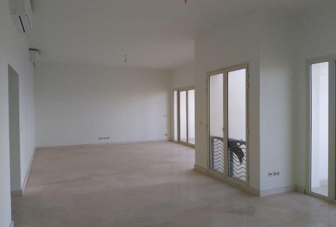 74591227 - Property Image 2