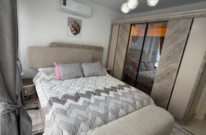 Apartment - 2 Bedrooms - 1 Bathroom for rent in South Lotus - El Lotus - New Cairo City - Cairo
